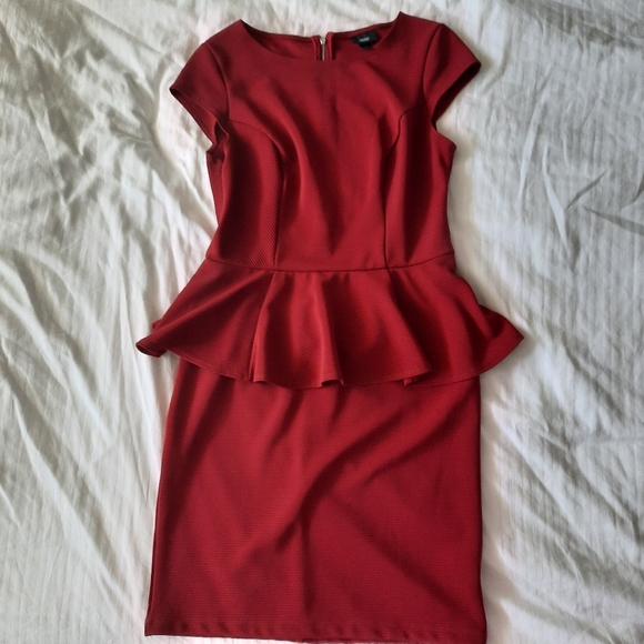 Massimo Red Peplum cocktail dress medium - Picture 4 of 6